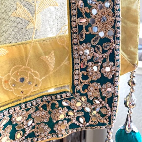 Lehenga Choli Indian Pakistani Formal Wedding Attire Heavy Designer - Picture 2 of 10